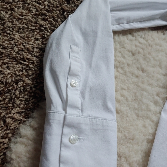 White House Black Market Blouse - Picture 3 of 3